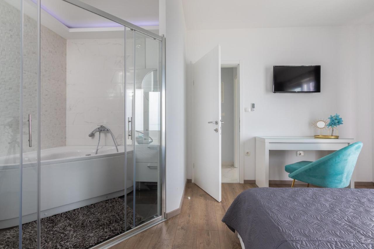 Luxury Holiday Home Dioniz بودغورا الغرفة الصورة