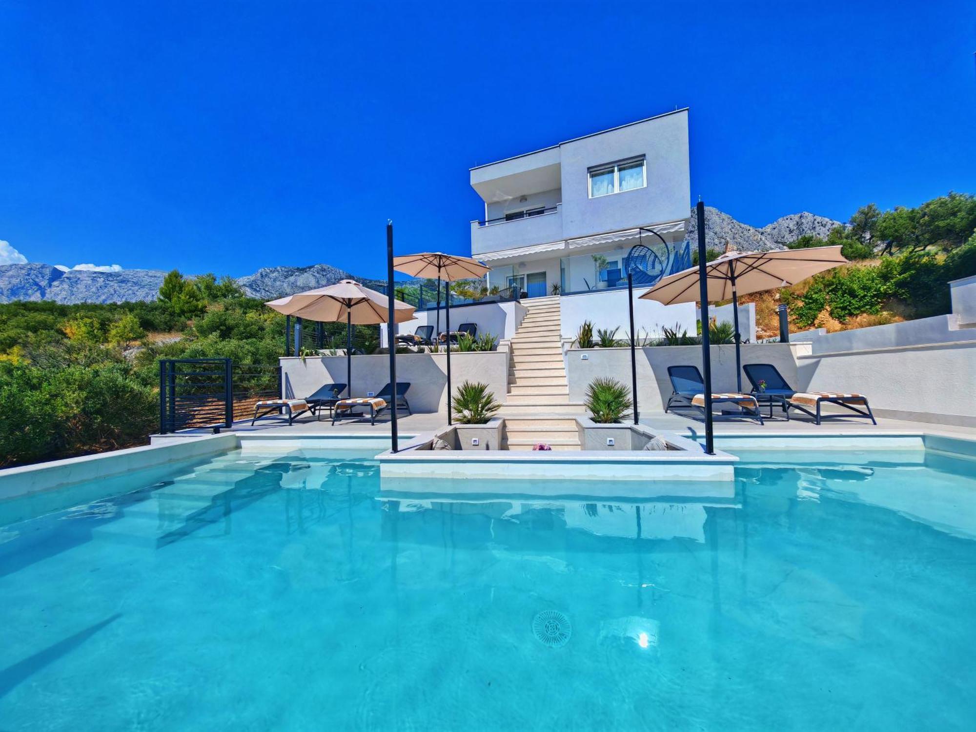 Luxury Holiday Home Dioniz بودغورا المظهر الخارجي الصورة